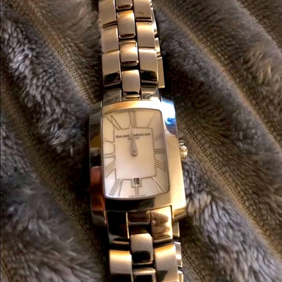 Baume et Mercier QUARTZ WATCH, MOTHER-OF-PEARL - Picture 1 of 2